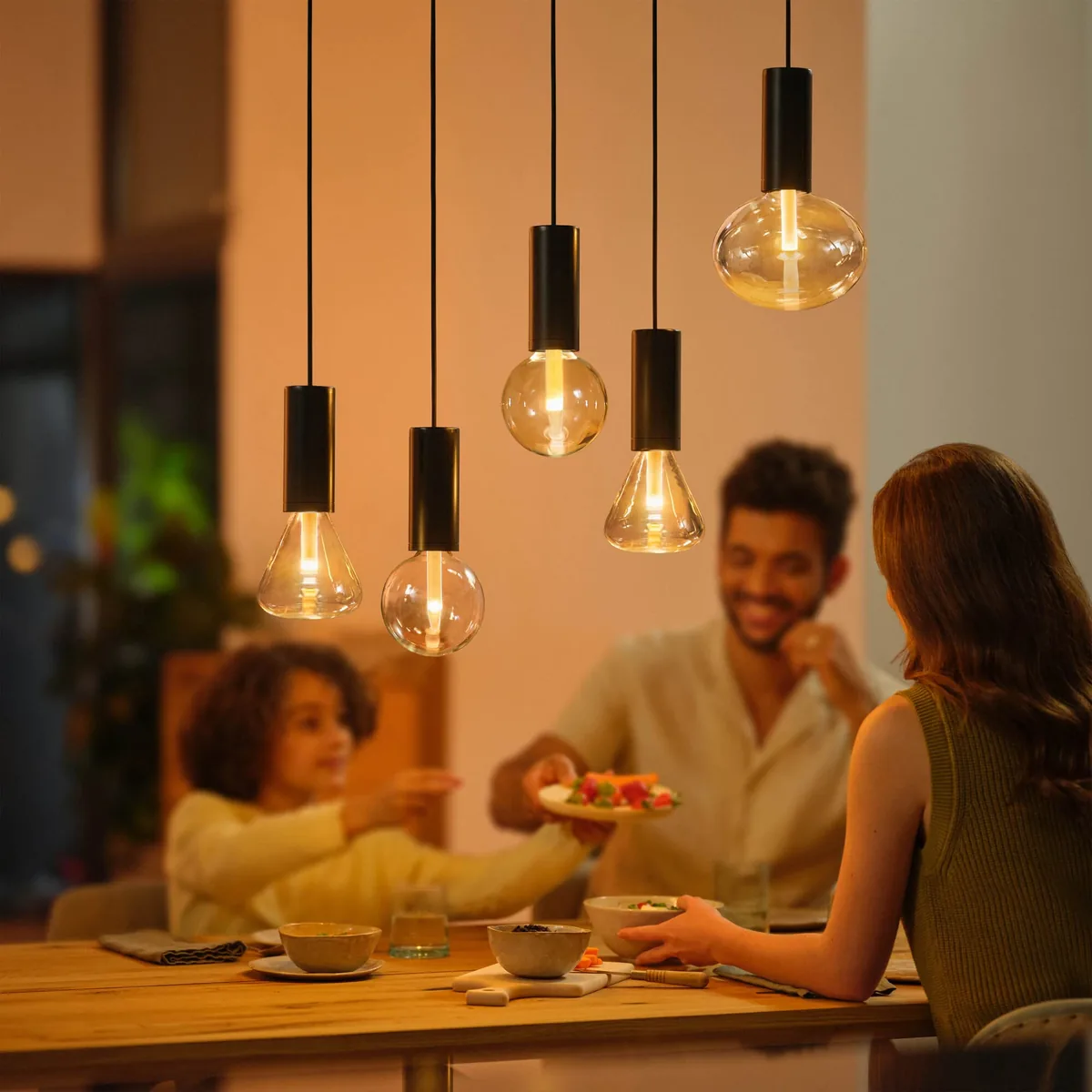 Philips Hue Lightguide E27 Elipse — bombilla decorativa de color — imagen 2